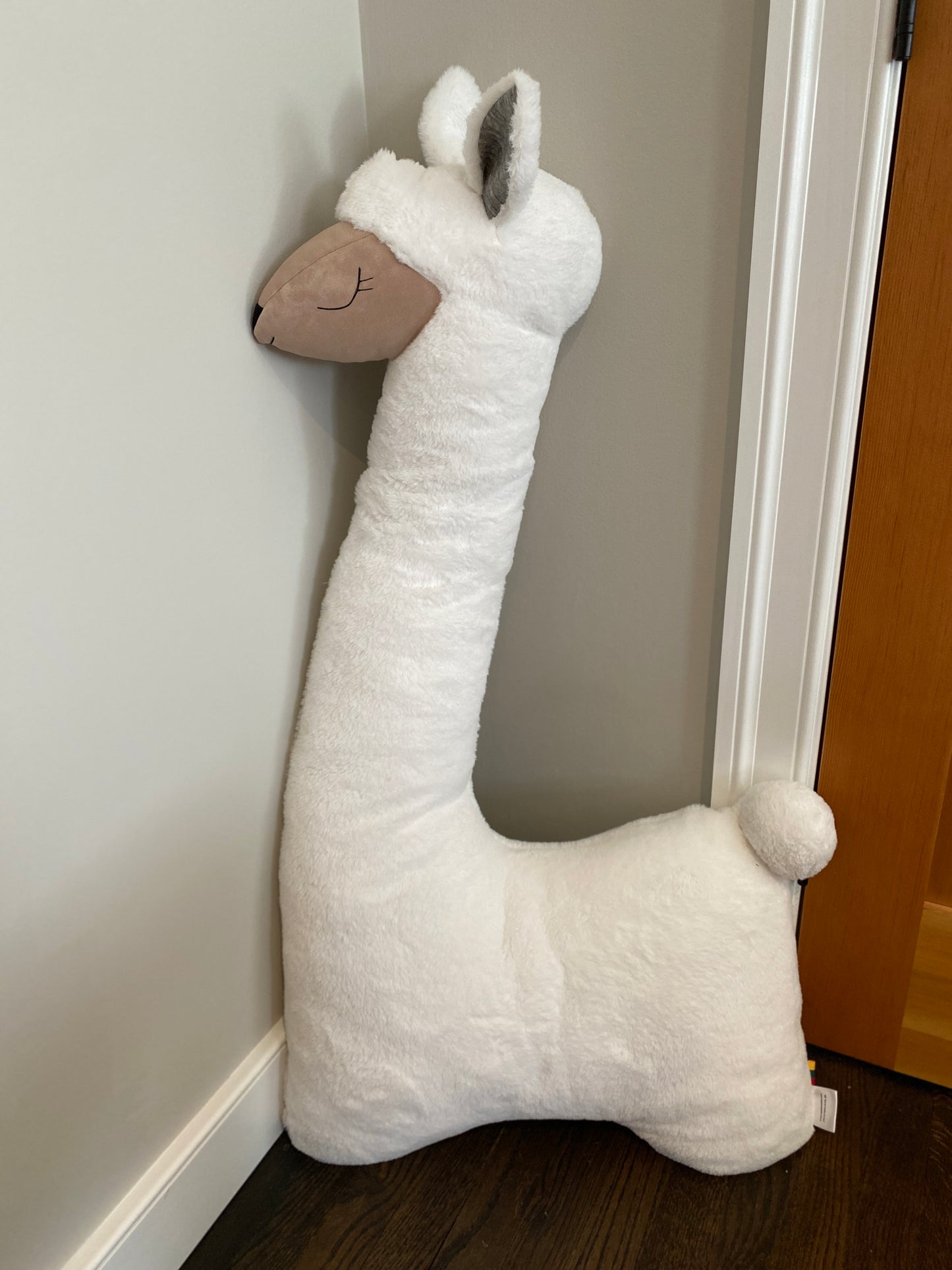 Giant Alpaca Plush Toy / Beige